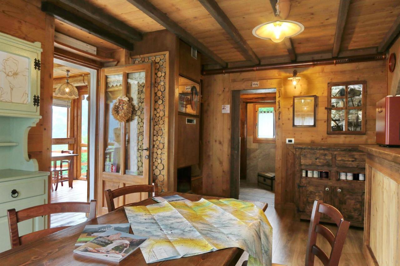 Lou Subric Hotel Stroppo Kültér fotó